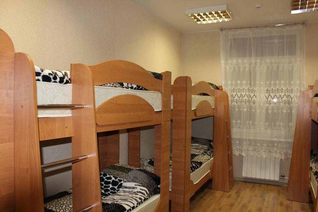 Номер (Кровать в общем четырехместном номере для мужчин и женщин) хостела ViVa, Иркутск