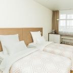 Апартаменты (Двухкомнатные, С тремя кроватями), Первый Апарт-отель