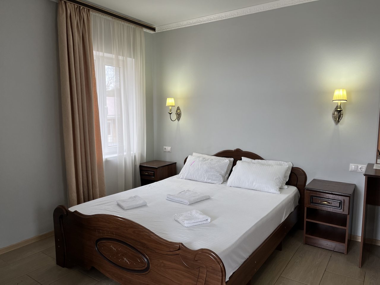 Двухместный (Стандартный двухместный номер с двухспальной кроватью) гостевого дома Марсель, Архипо-Осиповка