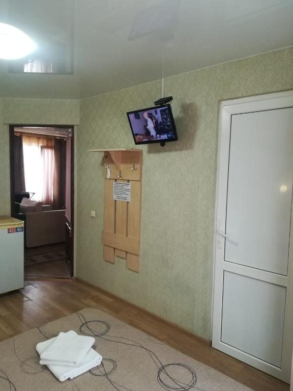 Трехместный (Классический трехместный номер), Гостевой дом СанЛара
