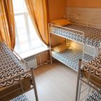 Номер (Кровать в общем 6-местном номере для женщин), Хостел ProstoХостел