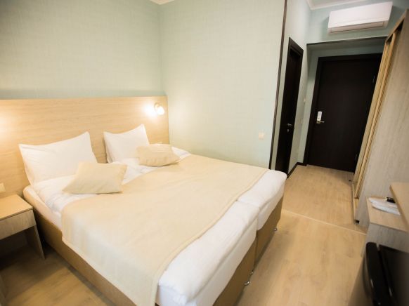 Фотография номера гостиницы Грейс Времена Года