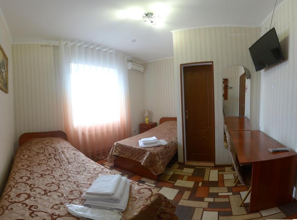 Двухместный (Двухместный номер с 2 отдельными кроватями и душем) отеля ПричалЪ, Усмань