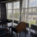 Сюит (Люкс), Мини-отель LUXOR