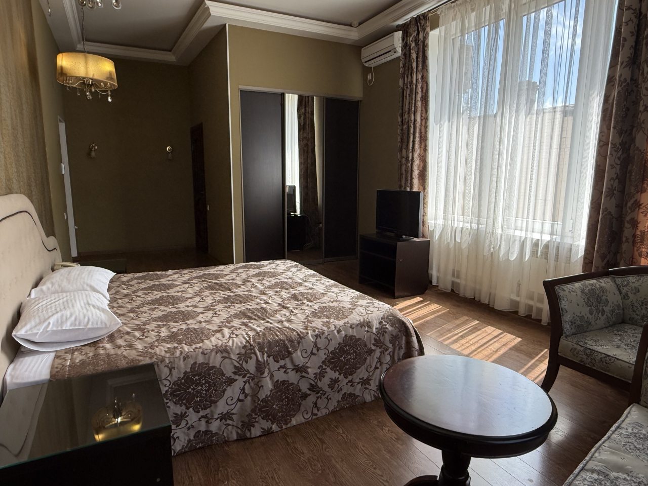 Двухместный (Полулюкс), Мини-отель LUXOR