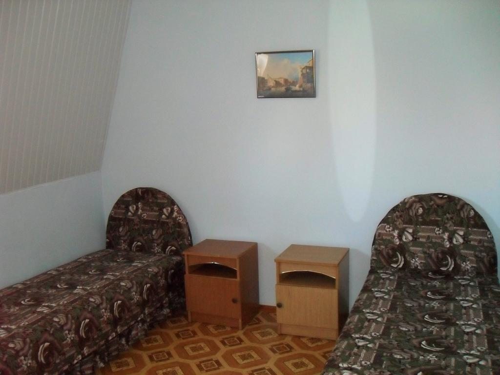 Двухместный (Двухместный номер с 1 кроватью или 2 отдельными кроватями и общей ванной комнатой) гостевого дома Аркадия, Витязево