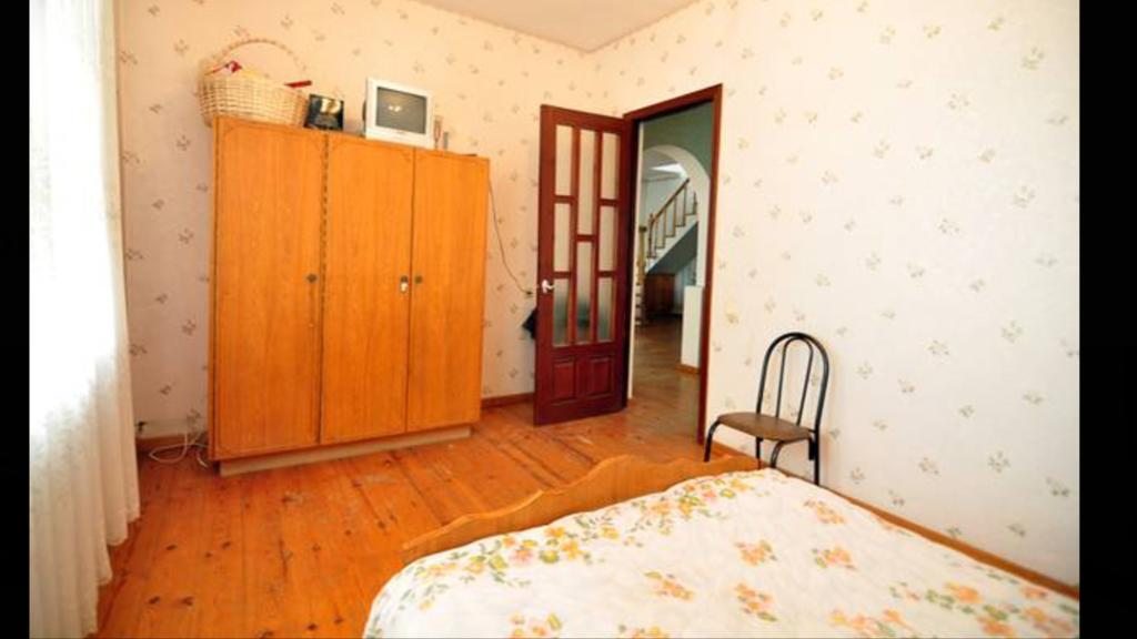 Семейный (Семейный номер с ванной комнатой) гостевого дома Маленькая Греция, Витязево