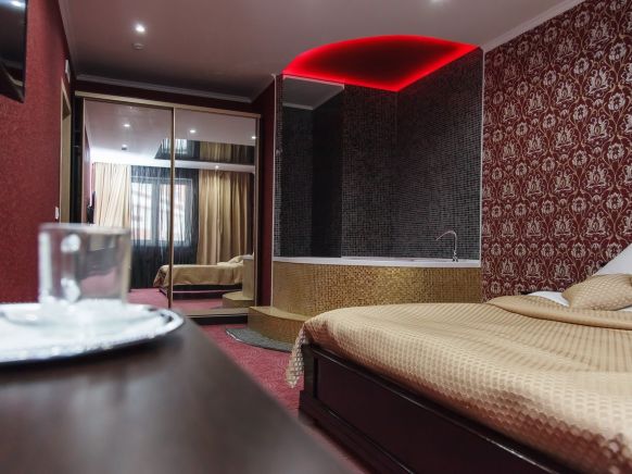 Фотография номера мини отеля Эрзи Клаб Отель