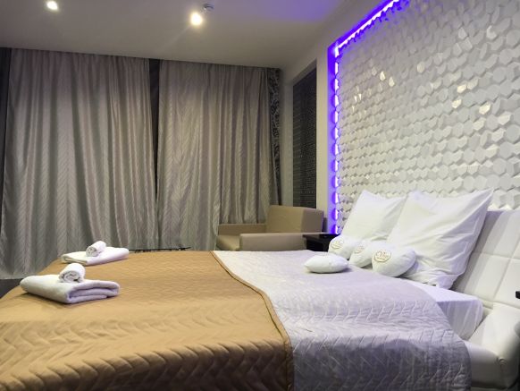 Фотография номера мини отеля Эрзи Клаб Отель