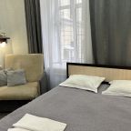 Трехместный (Номер с собственной ванной комнатой вне номера), Квартира Календарь