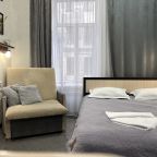 Трехместный (Номер с собственной ванной комнатой вне номера), Квартира Календарь