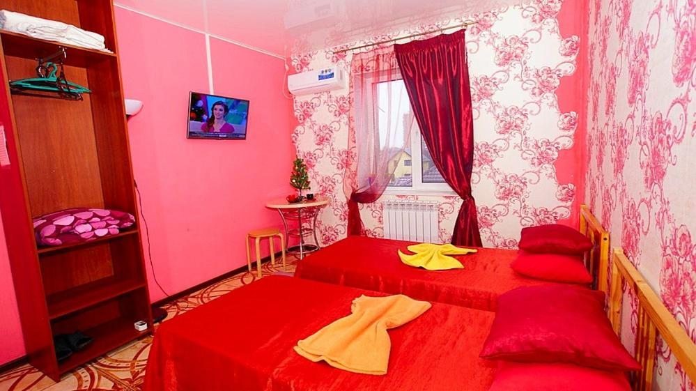 Двухместный (Двухместный номер с 2 отдельными кроватями) гостиницы Шоколад, Краснодар