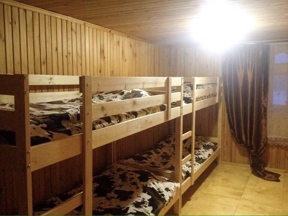 Четырехместный (Классический четырёхместный номер) гостевого дома Алтайский центр ездового спорта, Барнаул