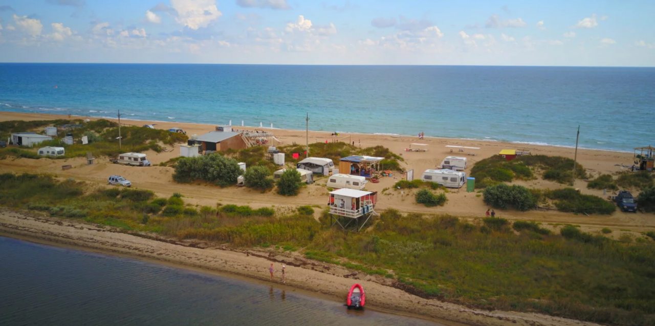 Кемпинг Blagadom Campground в Благовещенской, Краснодарский край, цены от  7000 руб. с услугой рыбалки | Забронировать турбазу на 101Hotels.com