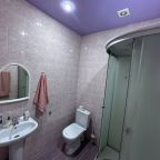 зубные щетки, шампунь, ватный диск, ушные палочки, полотенцы