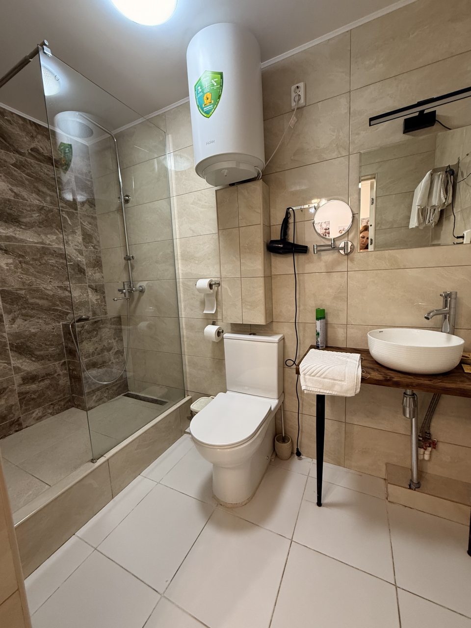 Студио, Гостиница ArtHotel