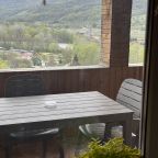 Семейный (Номер с двумя спальнями и видом на горы), Гостевой дом У реки