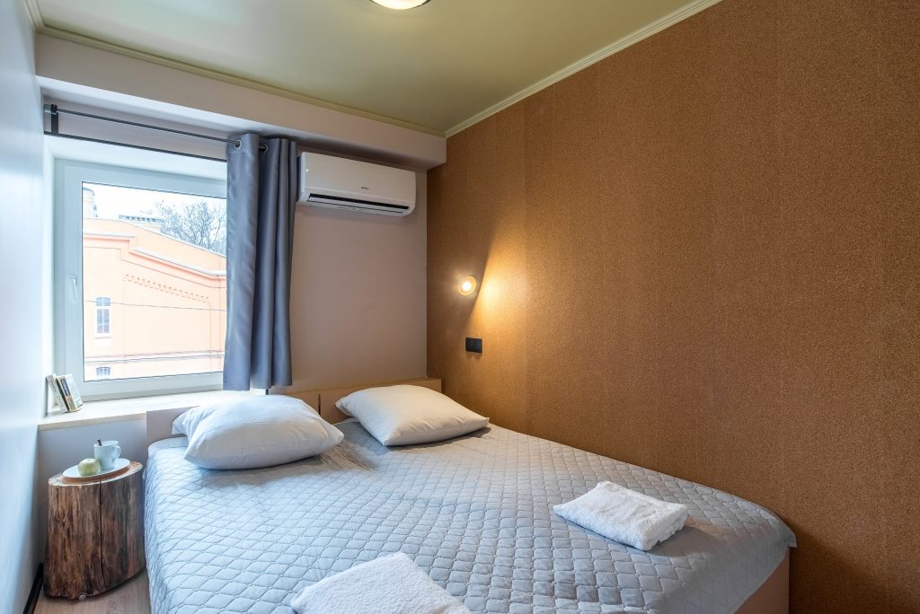 Двухместный (С 1 большой кроватью или 2 отдельными кроватями) хостела Drop Inn, Москва