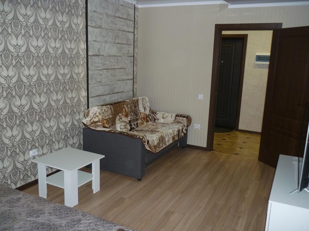 Апартаменты (Апартаменты с балконом) жилого комплекса Светлый, Краснодар