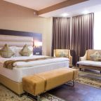 Полулюкс, Отель Best Western Plus Astana