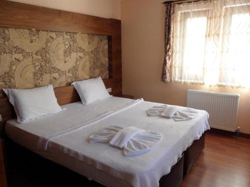 Двухместный (Двухместный номер эконом-класса с 1 кроватью или 2 отдельными кроватями - Подвал) отеля Dinara Hotel, Кемер