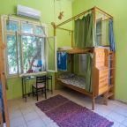 Номер (Кровать в общем 6-местном номере для мужчин и женщин), Lotus Garden Hostel Izmir