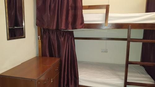 Номер (Кровать в общем 7-местном номере для мужчин и женщин) хостела Friendship Hostel & Tours, Ереван