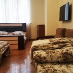 Трехместный (Трехместный номер Делюкс), Хостел Friendship Hostel & Tours