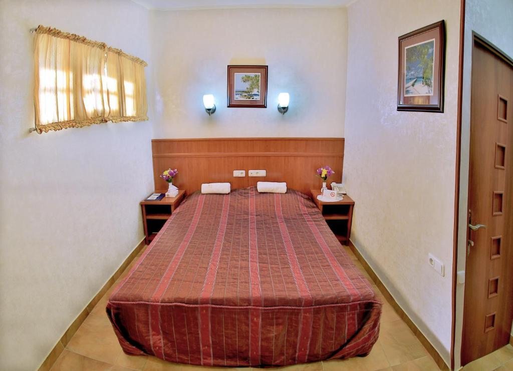 Двухместный (Бюджетный двухместный номер с 2 отдельными кроватями) хостела Tsaghkadzor, Цахкадзор