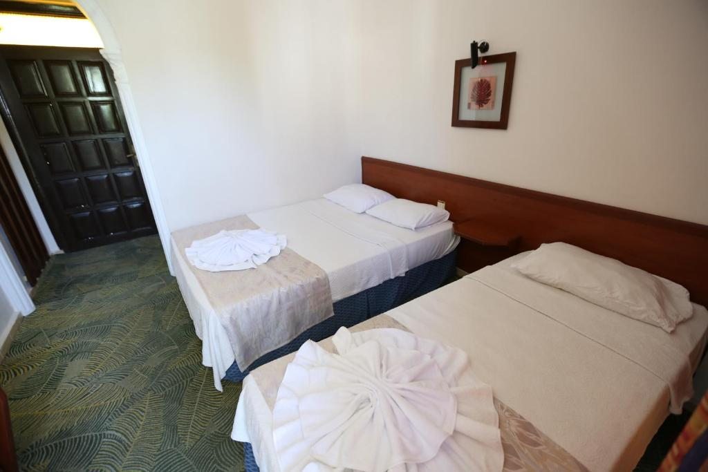 Двухместный (Стандартный двухместный номер с 1 кроватью или 2 отдельными кроватями) отеля Paradise, Кемер