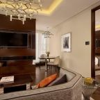 Сьюит (Полулюкс с 1 кроватью размера «king-size» и видом на город), Отель The Ritz-Carlton, Astana