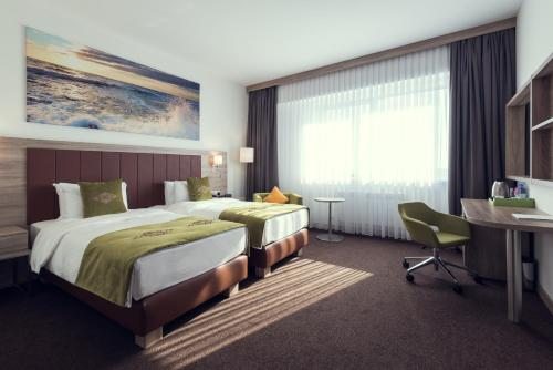 Двухместный (Двухместный номер с 2 отдельными кроватями) отеля Wyndham Garden Astana, Астана