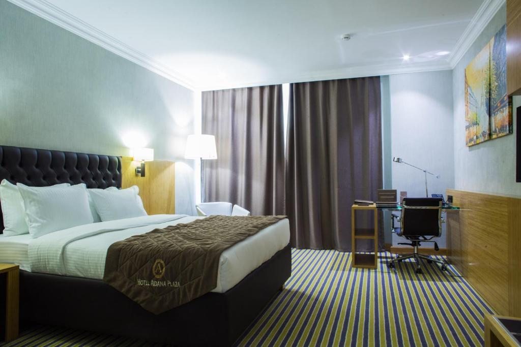 Двухместный (Улучшенный двухместный номер с 1 кроватью) отеля Aidana Plaza, Шымкент