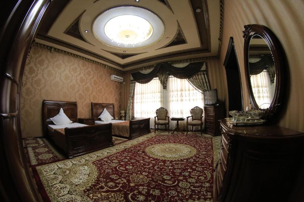 Сьюит (Люкс с кроватью размера «queen-size») отеля Nurafshon, Бухара