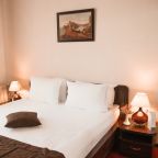 Полулюкс (С видом на театр и море), Отель Севастополь