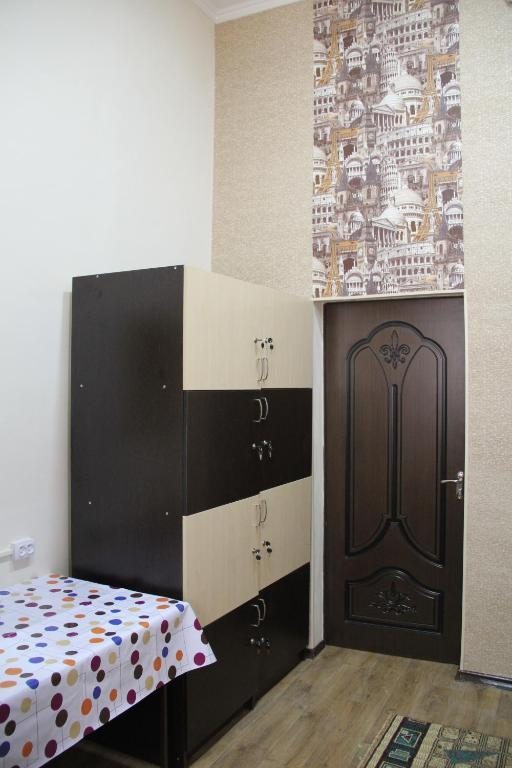 Номер (Кровать в общем 6-местном номере для мужчин и женщин) хостела Алматы на Казыбек би