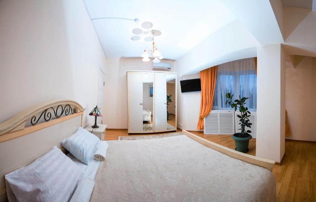 Двухместный (Стандартный двухместный номер с 1 кроватью и общей ванной комнатой) хостела Interhouse Almaty, Алматы