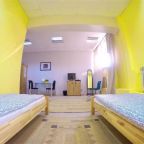 Двухместный (Улучшенный двухместный номер с 2 отдельными кроватями), Хостел Hello