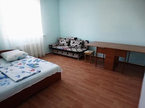 Двухместный (Большой двухместный номер с 2 отдельными кроватями) гостевого дома В гостях, Астана