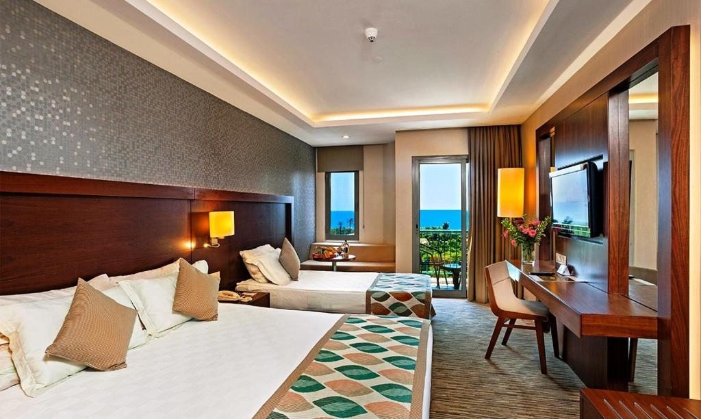 Двухместный (Стандартный двухместный номер с 1 кроватью и видом на море) отеля Belconti Resort, Белек