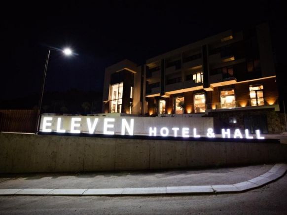 Eleven Hotel and Hall, Алматы