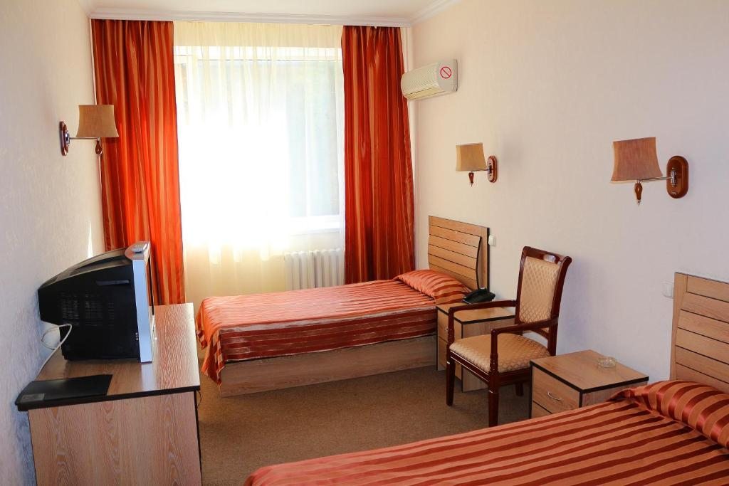 Двухместный (Двухместный номер с 2 отдельными кроватями) отеля Хиллари, Темиртау