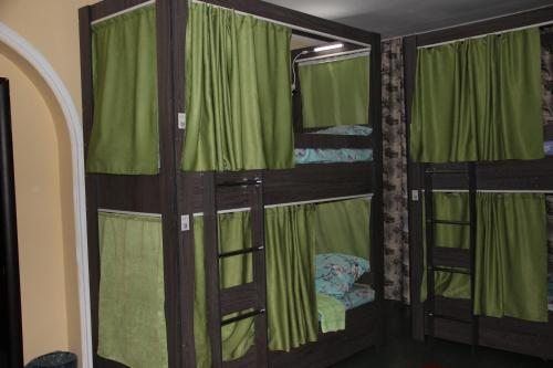 Номер (Спальное место на двухъярусной кровати в общем номере для мужчин) хостела Комфорт, Алматы