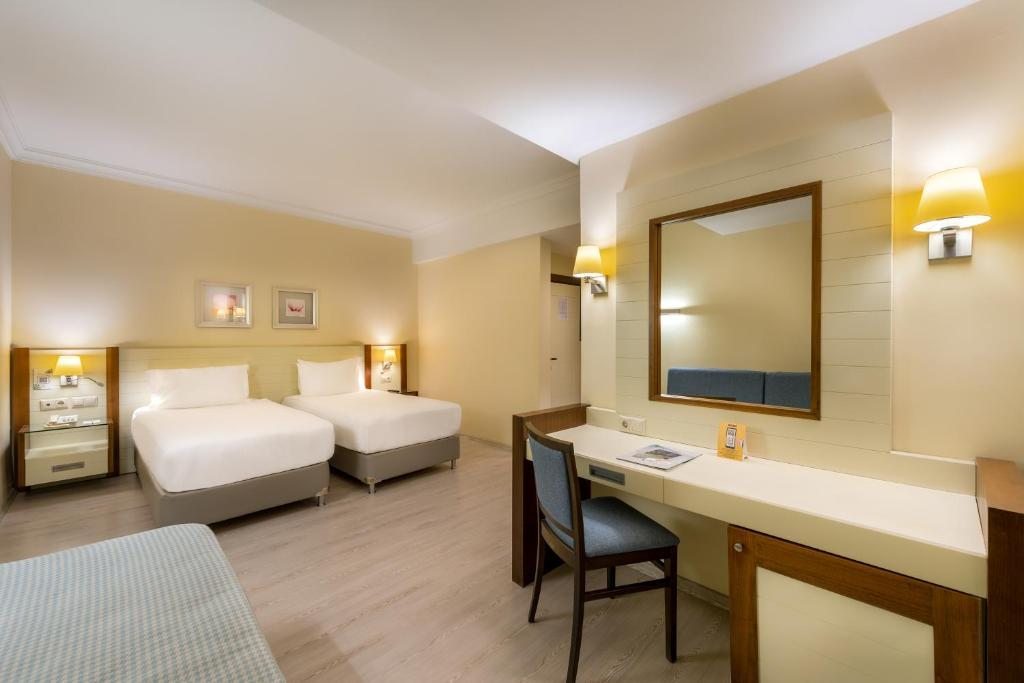Двухместный (Стандартный клубный двухместный номер с 1 кроватью или 2 отдельными кроватями) отеля Club Mega Saray, Белек