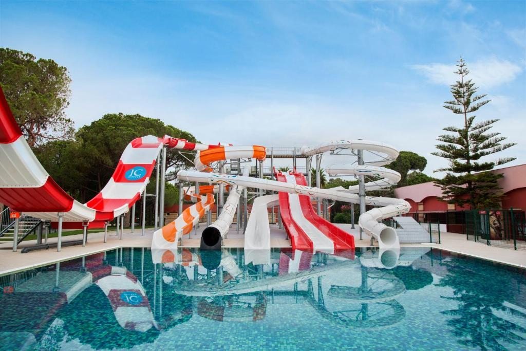 Вилла (Вилла Star Swim Up (для 3 взрослых и 1 ребенка)) курортного отеля IC Santai, Белек