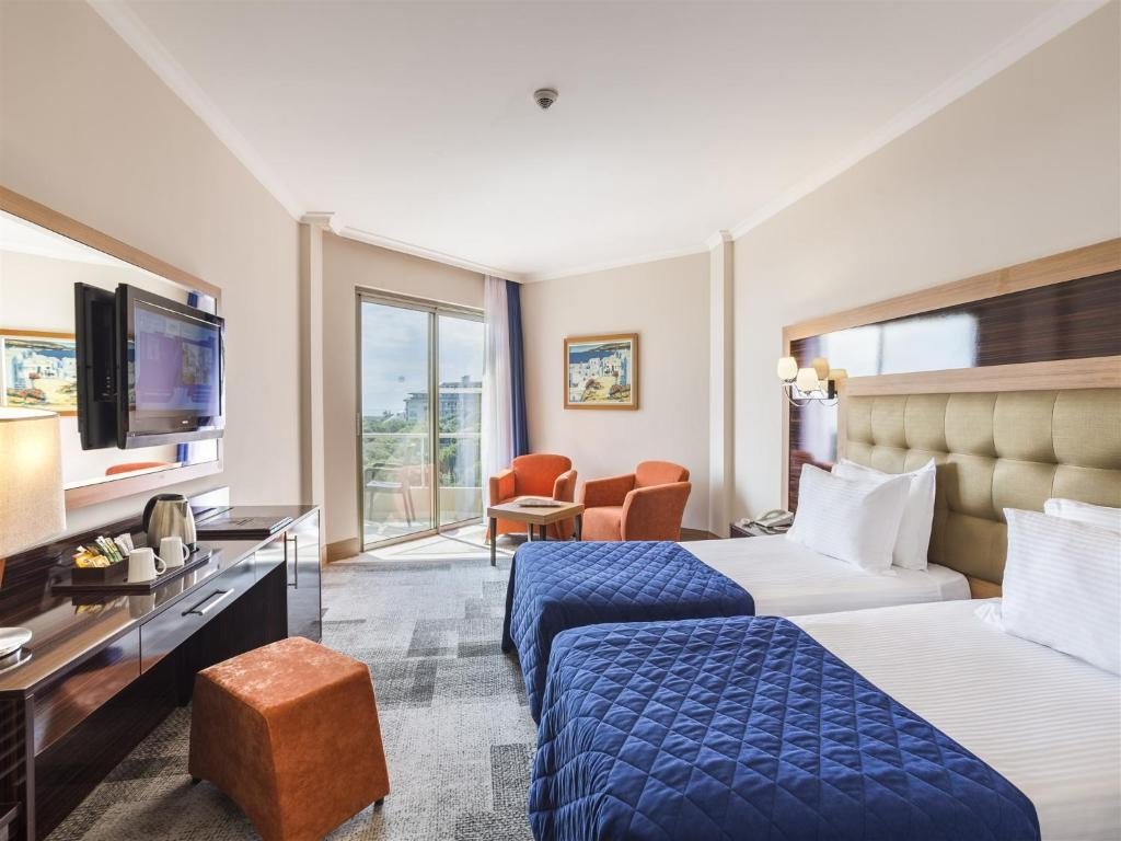 Двухместный (Стандартный двухместный номер с 1 кроватью или 2 отдельными кроватями и видом на море) курортного отеля Pine Beach Belek, Белек