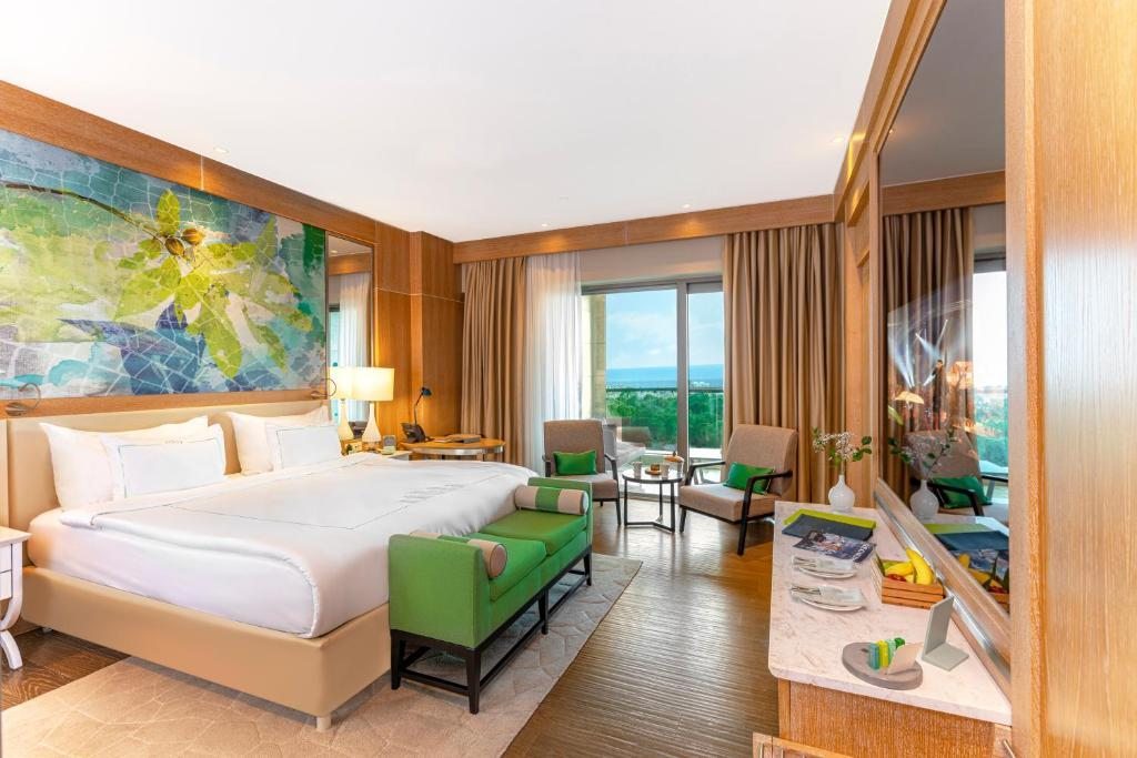 Двухместный (Улучшенный номер Jade) отеля Regnum Carya Golf & SPA Resort, Белек