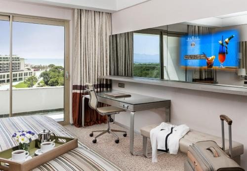 Двухместный (Двухместный номер Делюкс с 1 кроватью или 2 отдельными кроватями, вид на море) курортного отеля Rixos Premium Belek, Белек
