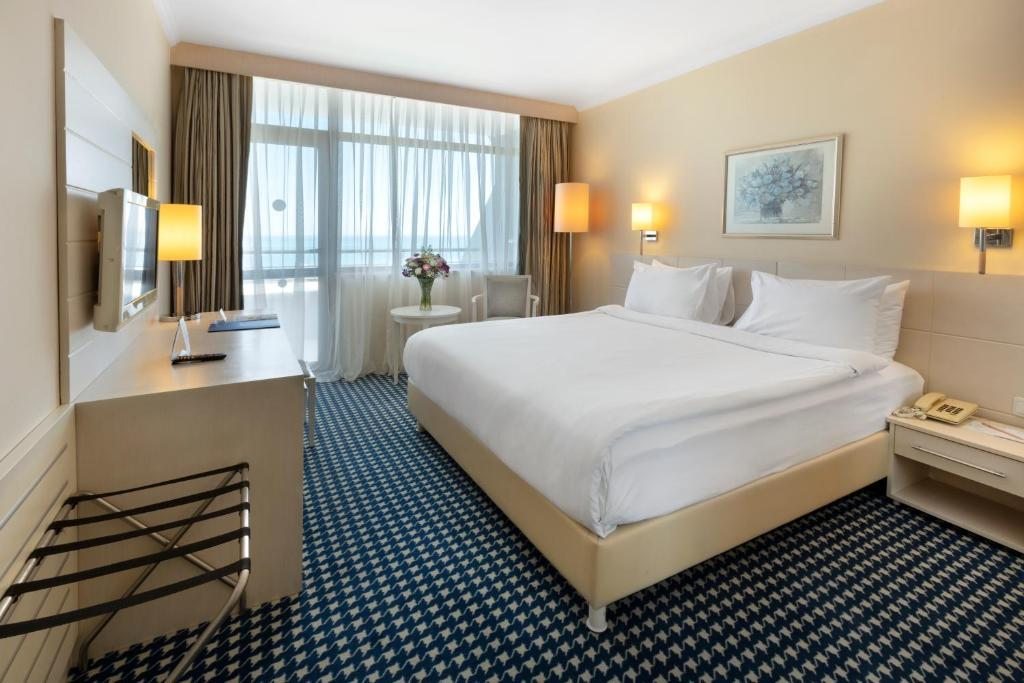 Двухместный (Стандартный двухместный номер с 1 кроватью или 2 отдельными кроватями и видом на море) курортного отеля Sentido Zeynep, Белек