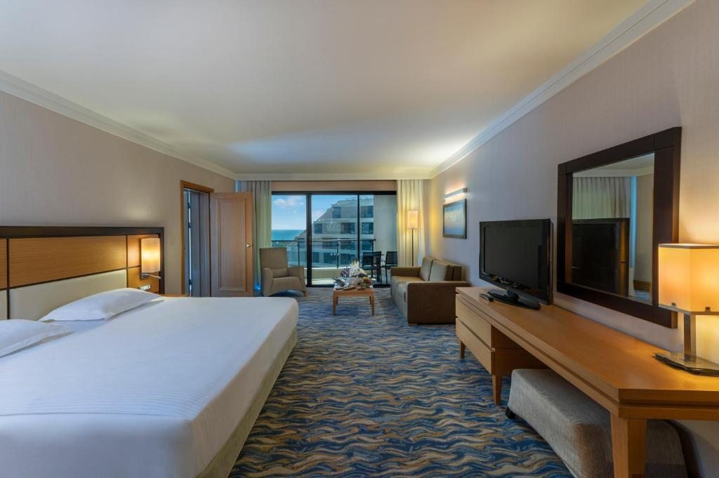 Сьюит (Улучшенный люкс - Боковой вид на море) курортного отеля Susesi Luxury Resort, Белек